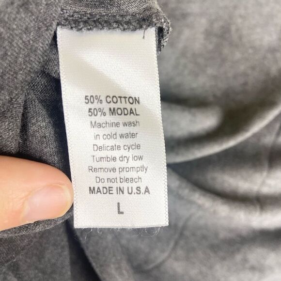 Prince Peter Collection Women's Multicolor Mollywood Cropped Muscle Tee Large - Picture 6 of 6